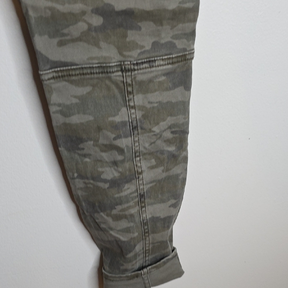 Anthropolgie HEIHEI Camouflage Cargo Pants SZ 26 - Picture 6 of 8